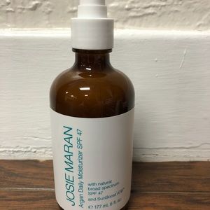 Josie Maran Argan Daily Moisturizer SPF 47